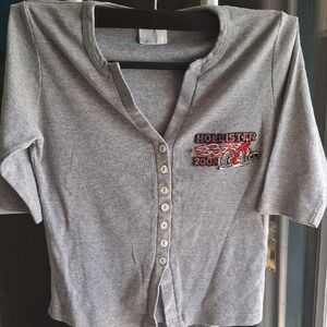 Hollister Women Gray Graphic Button-Down Shirt
